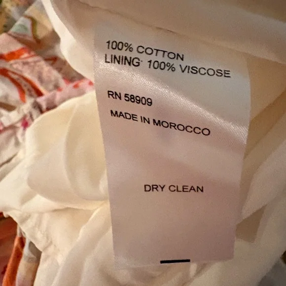 Antonio Melani Brynn Pink Scarf Floral Border Print Button
Front Dress NWT - Picture 9 of 9